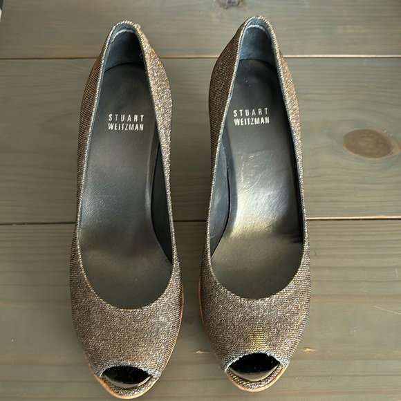 Size 7 Stuart Weitzman cork heel - Picture 1 of 3